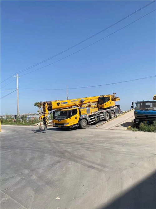 玛曲县吊车作业时，可能会产生哪些额外收费项目？