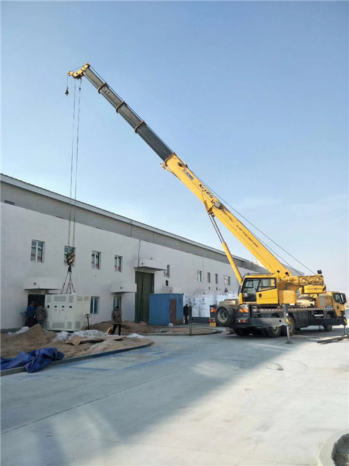 玛曲县“超载就喊停”—— 吊车的 “重量保镖” 技术
