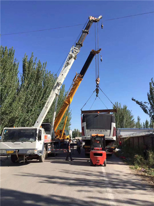 玛曲县港口集装箱搬运案例